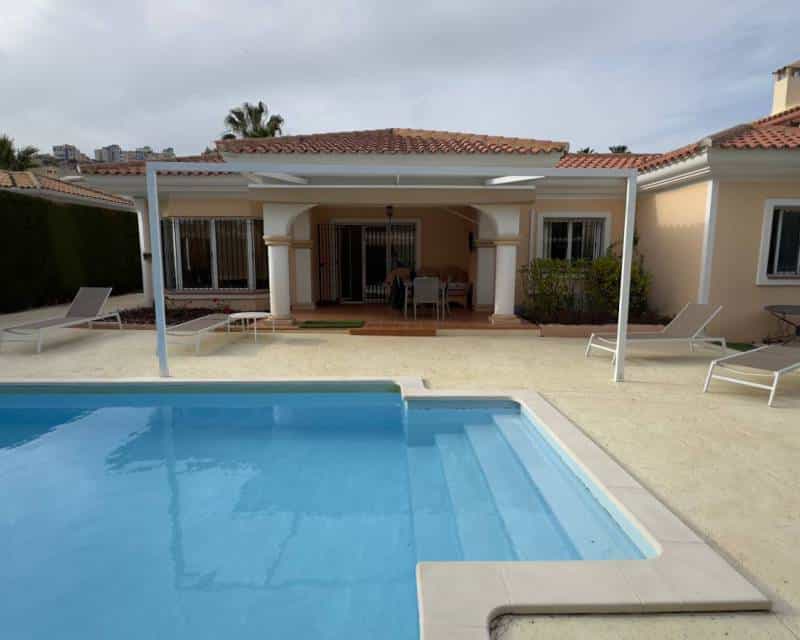 House in Mutxamel, Comunidad Valenciana 12583759