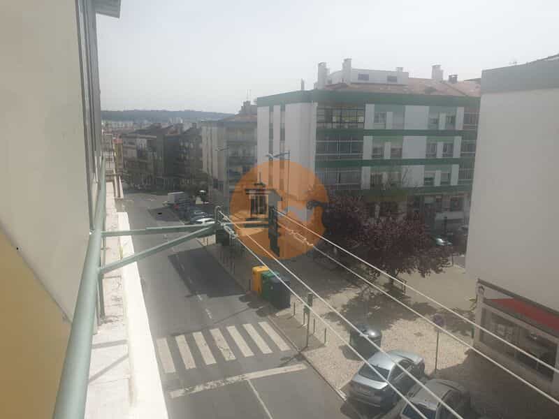 Condominium dans Amadora, Lisbon 12584423
