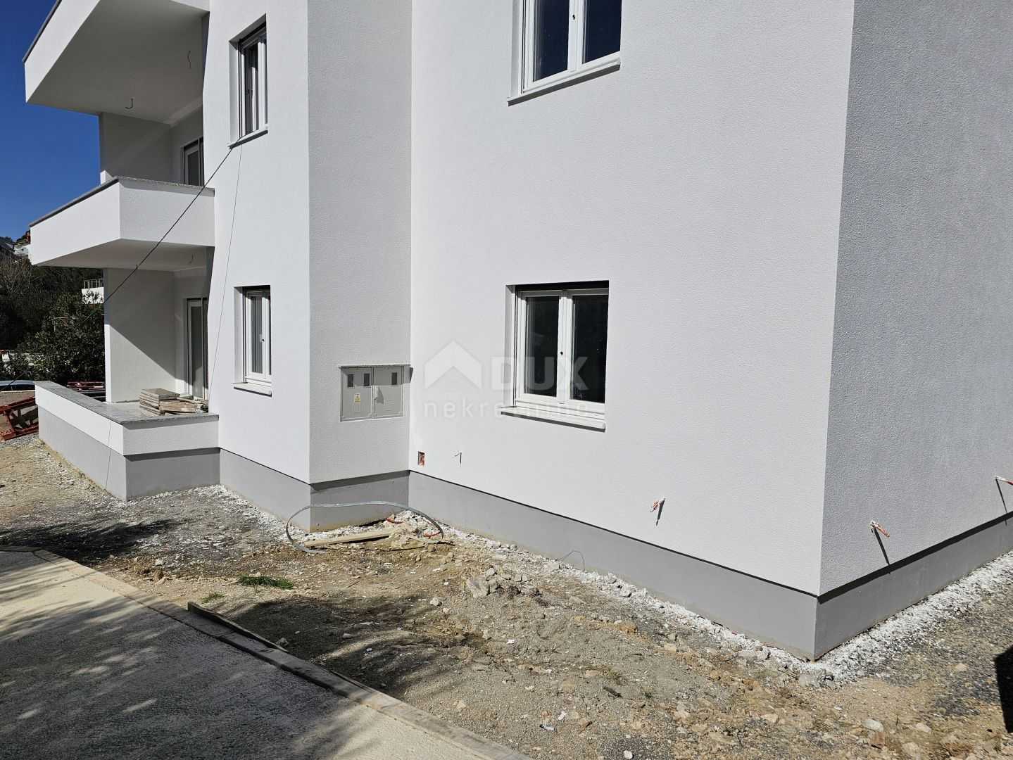 Condominium dans Rab, Primorsko-Goranska Zupanija 12584480