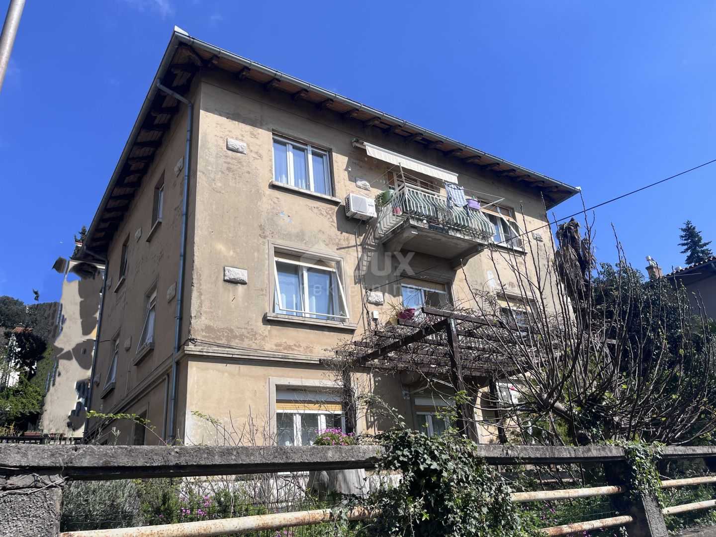 房子 在 Mrkopalj, Primorsko-Goranska Zupanija 12584481