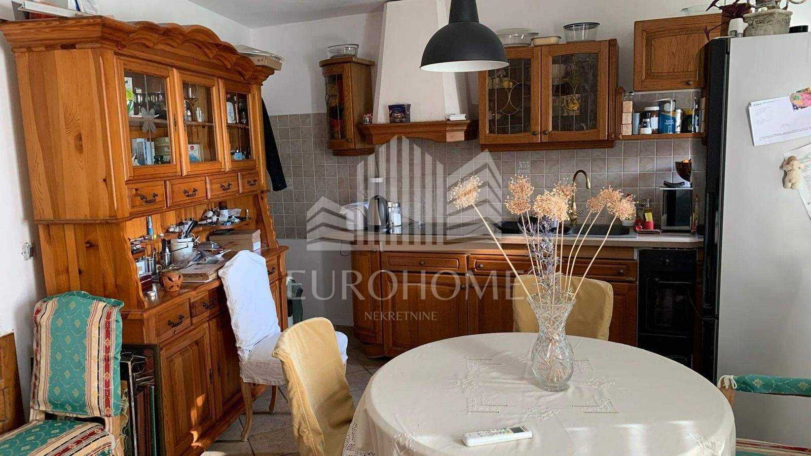 Résidentiel dans Rovinj, Istria County 12584969