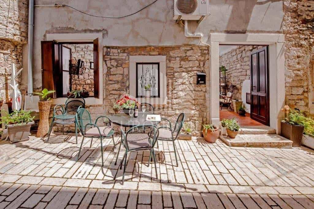 Résidentiel dans Rovinj, Istria County 12584971