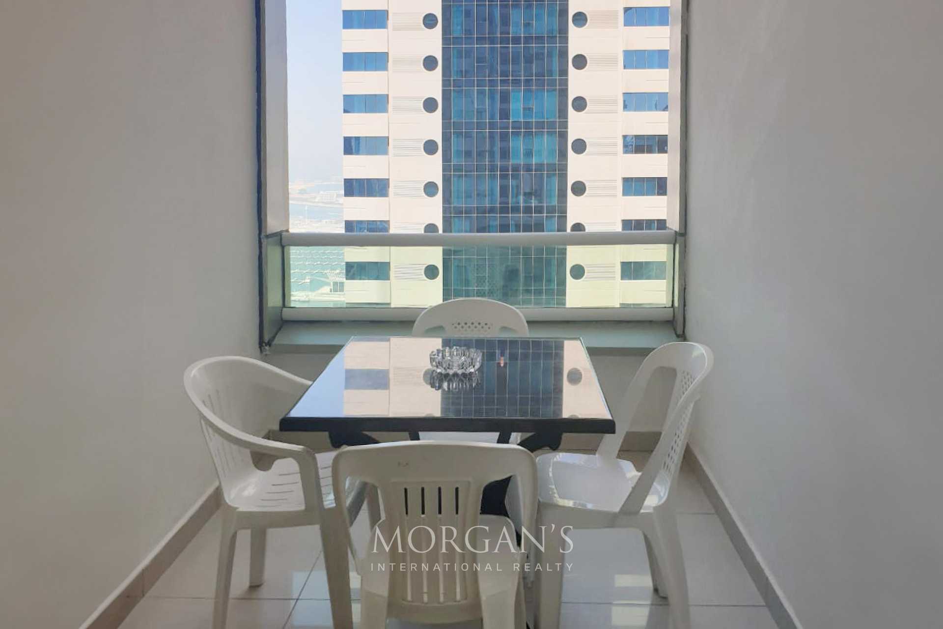 Condominium in Dubai, Dubayy 12585188