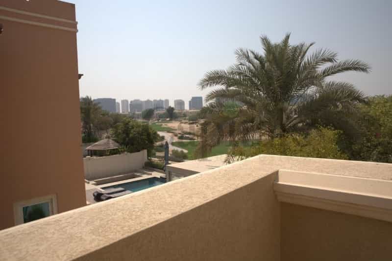 rumah dalam Dubai, Dubai 12585880