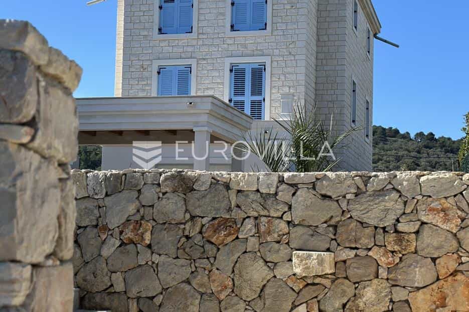 House in Sukosan, Zadarska Zupanija 12586219