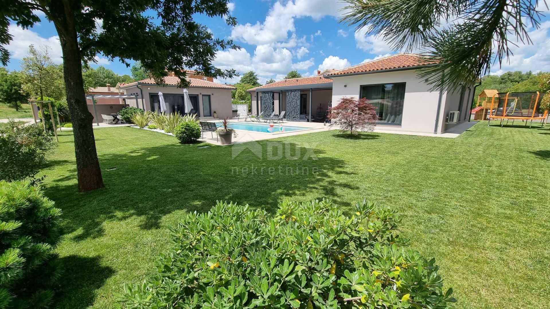 Residential in Labin, Istria County 12589310