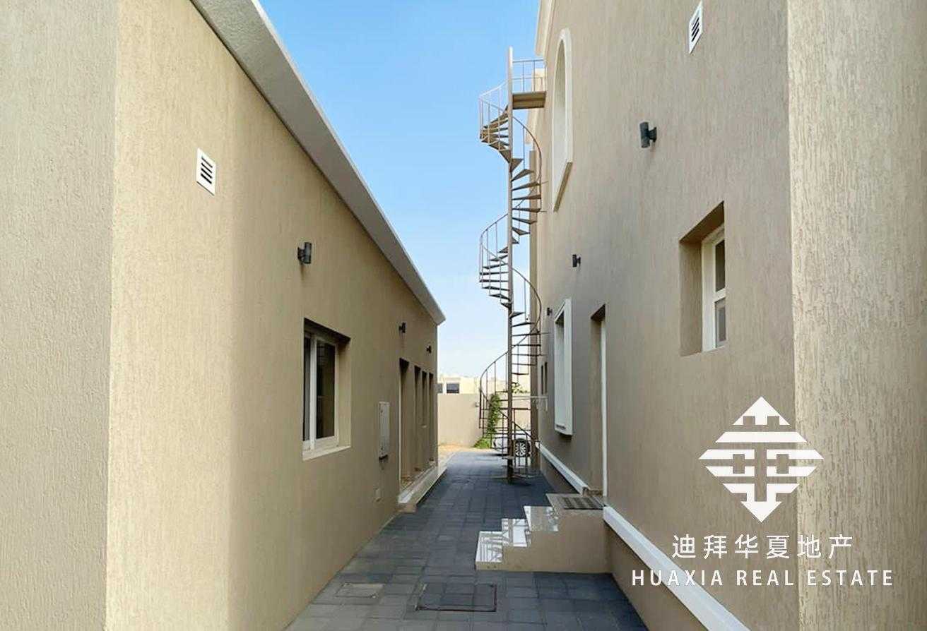房子 在 Al Aweer, Dubai 12589562
