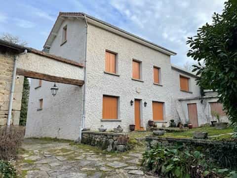 жилой дом в Celles-sur-Durolle, Auvergne-Rhône-Alpes 12589780