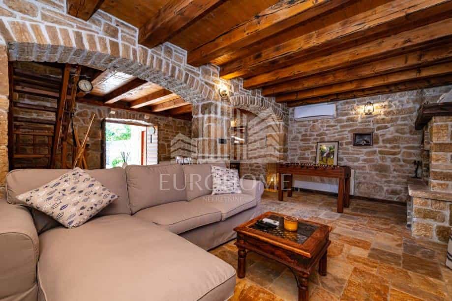 Hus i Pridraga, Istarska županija 12590536