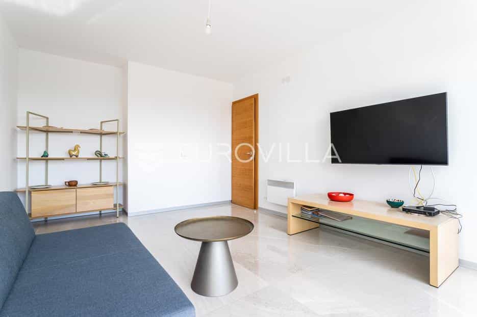 Condominium in Split, Splitsko-dalmatinska županija 12590683