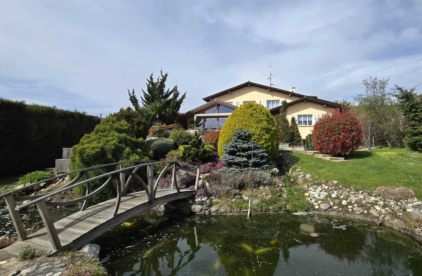Residenziale nel Divonne-les-Bains, Auvergne-Rhône-Alpes 12590883