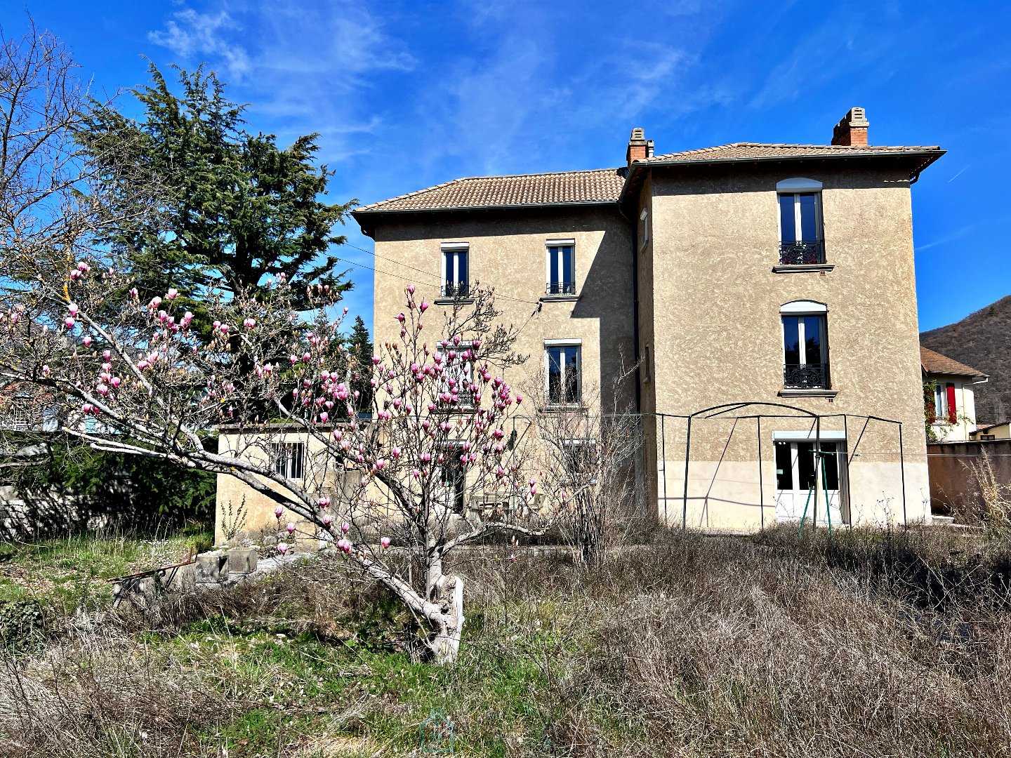 Huis in Digne-les-Bains, Provence-Alpes-Cote d'Azur 12591623