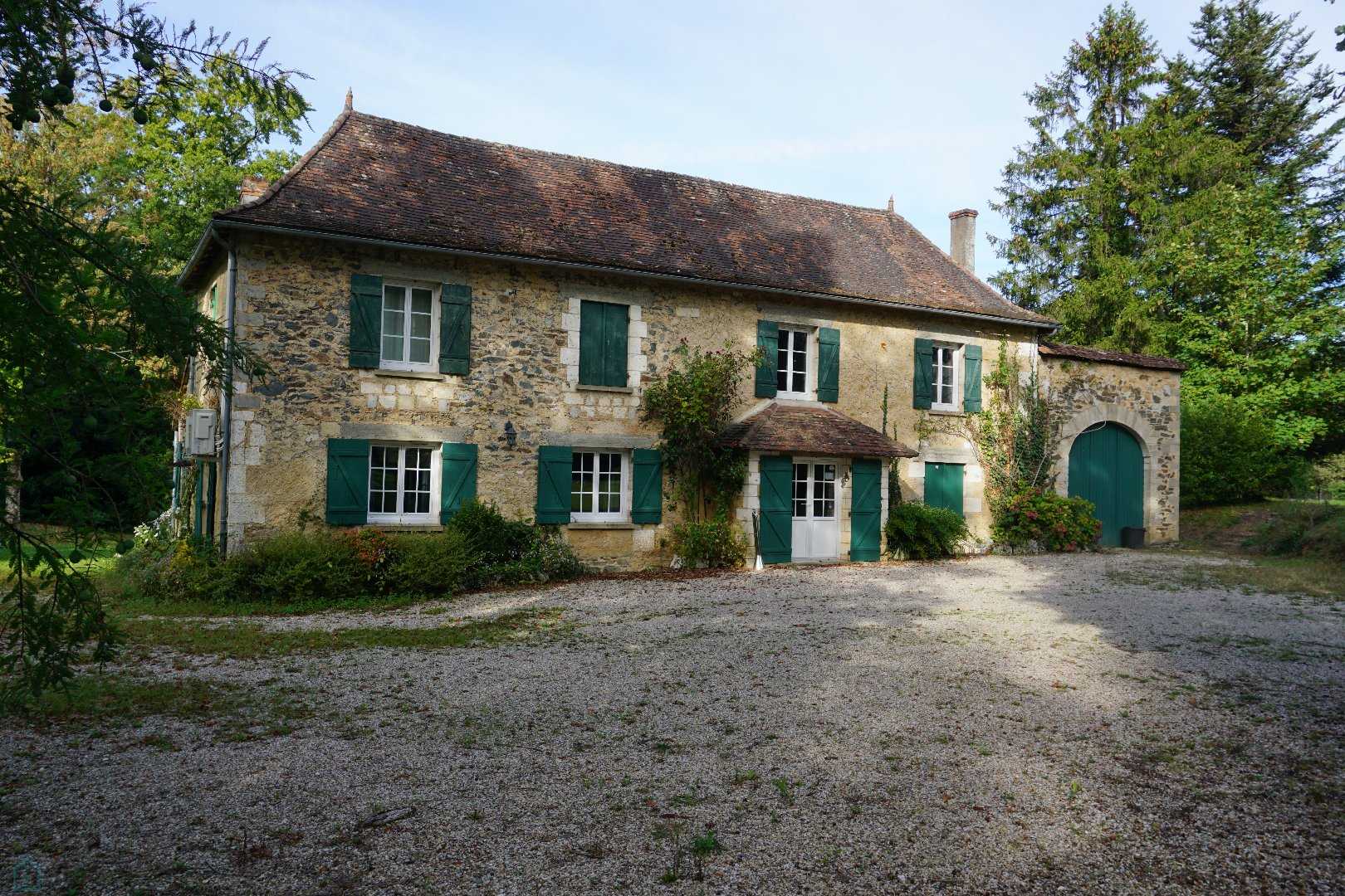 Reclame in Thiviers, Nouvelle-Aquitaine 12591629