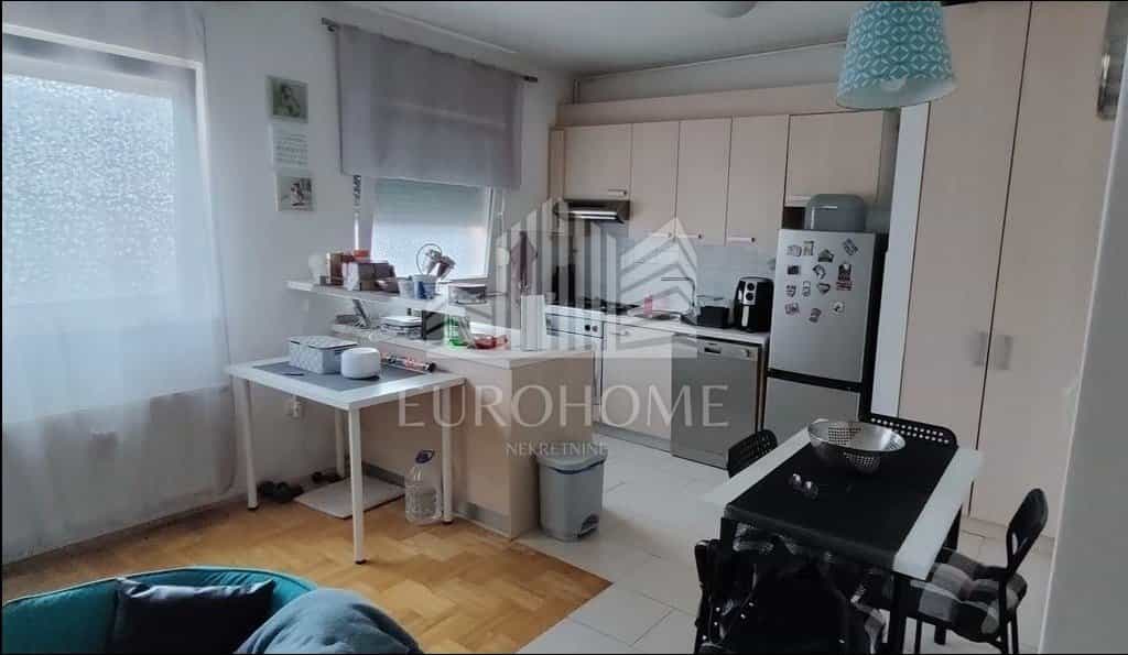 Condominio nel Vrapče, Zagabria, Laurea 12591855