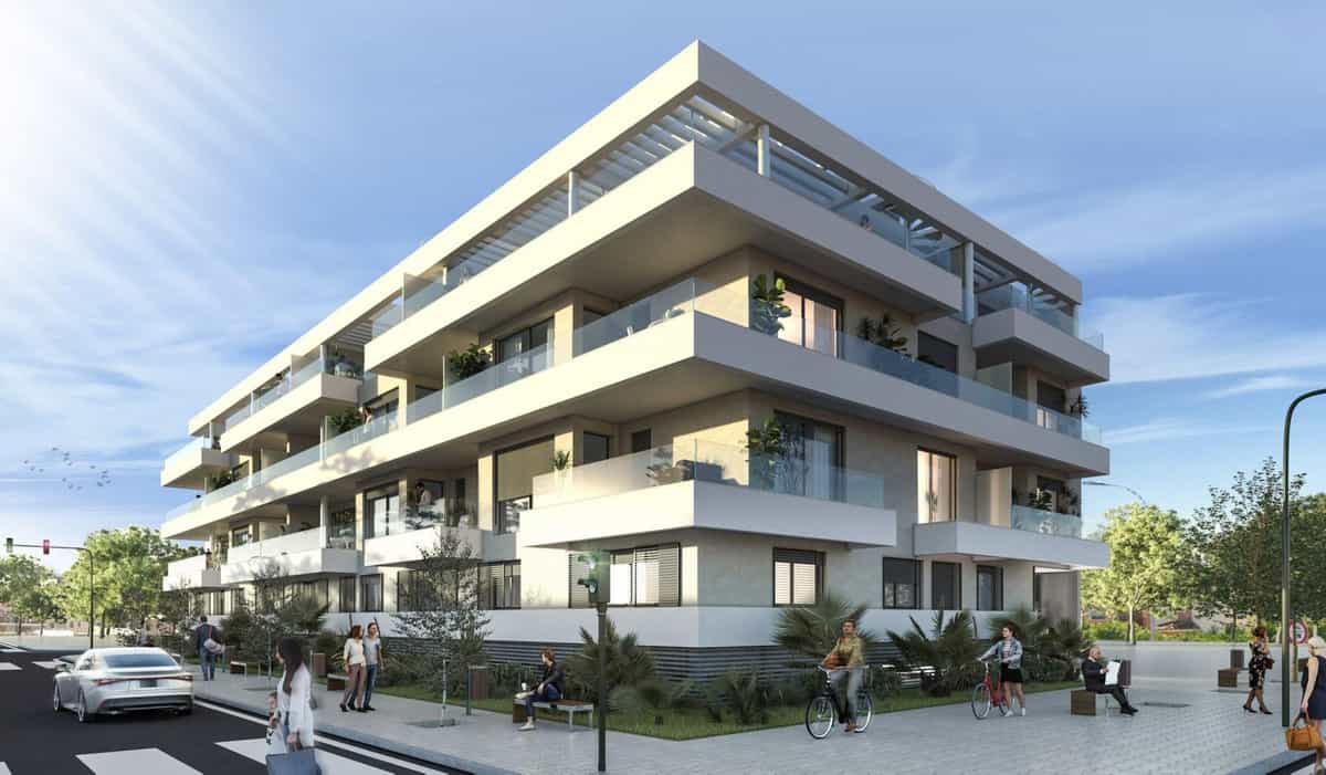 Condominium in Rincon de la Victoria, Andalusia 12592277
