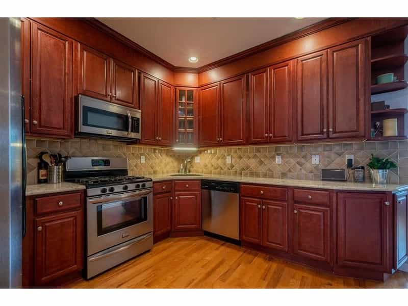 Residential in Jersey City, New Jersey 12593013