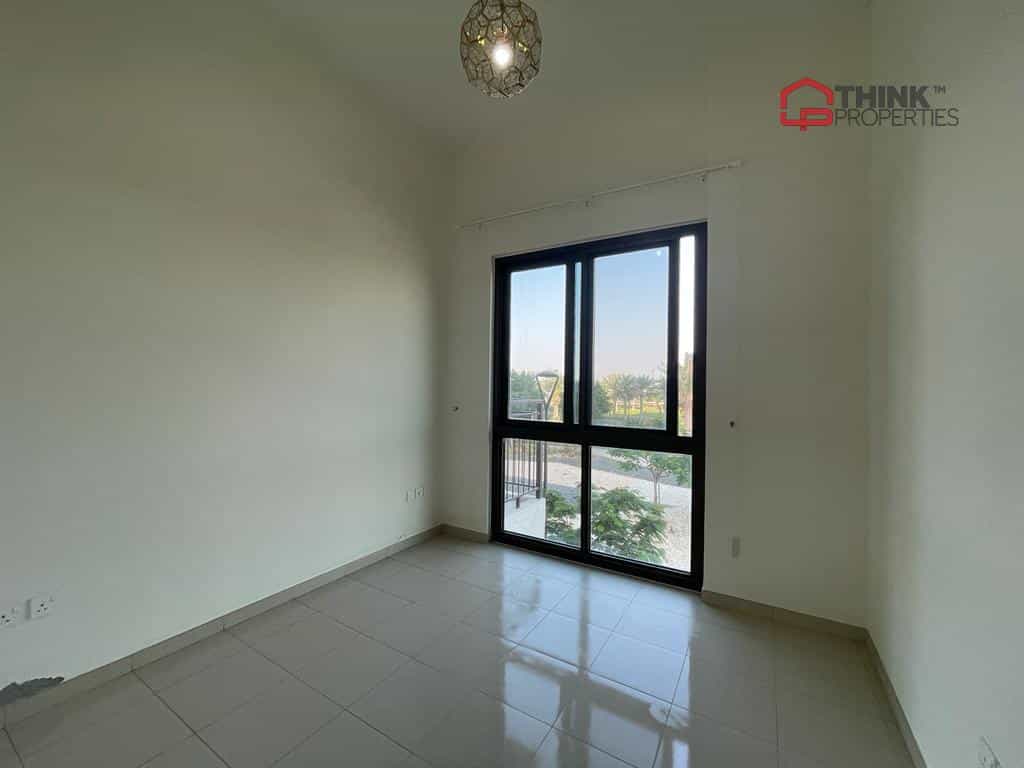 公寓 在 烏爾庫布·尤韋扎, 杜拜伊 12593733