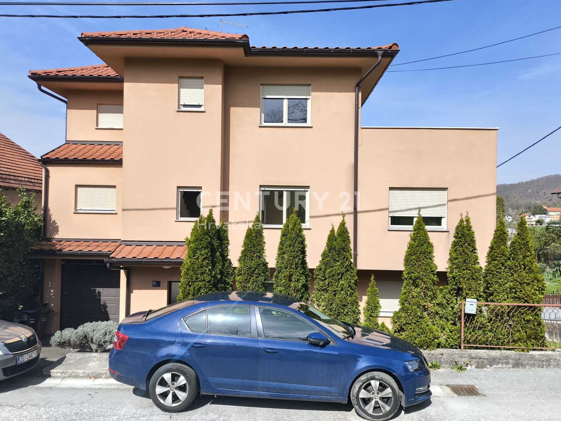 Casa nel Bijenik, Zagabria, Laurea 12594150