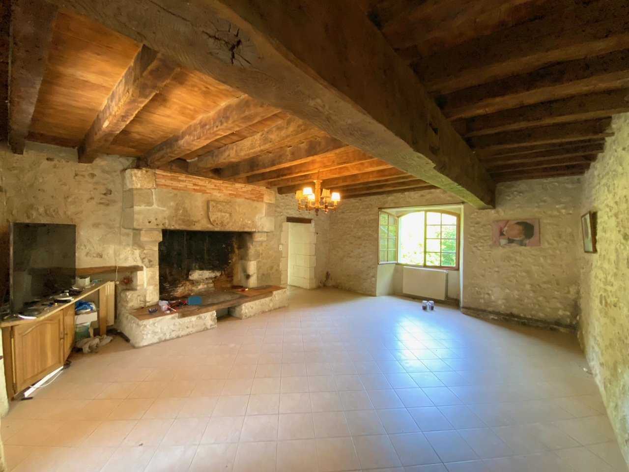 Dom w Saint-Paul-Lizonne, Nouvelle-Aquitaine 12594513