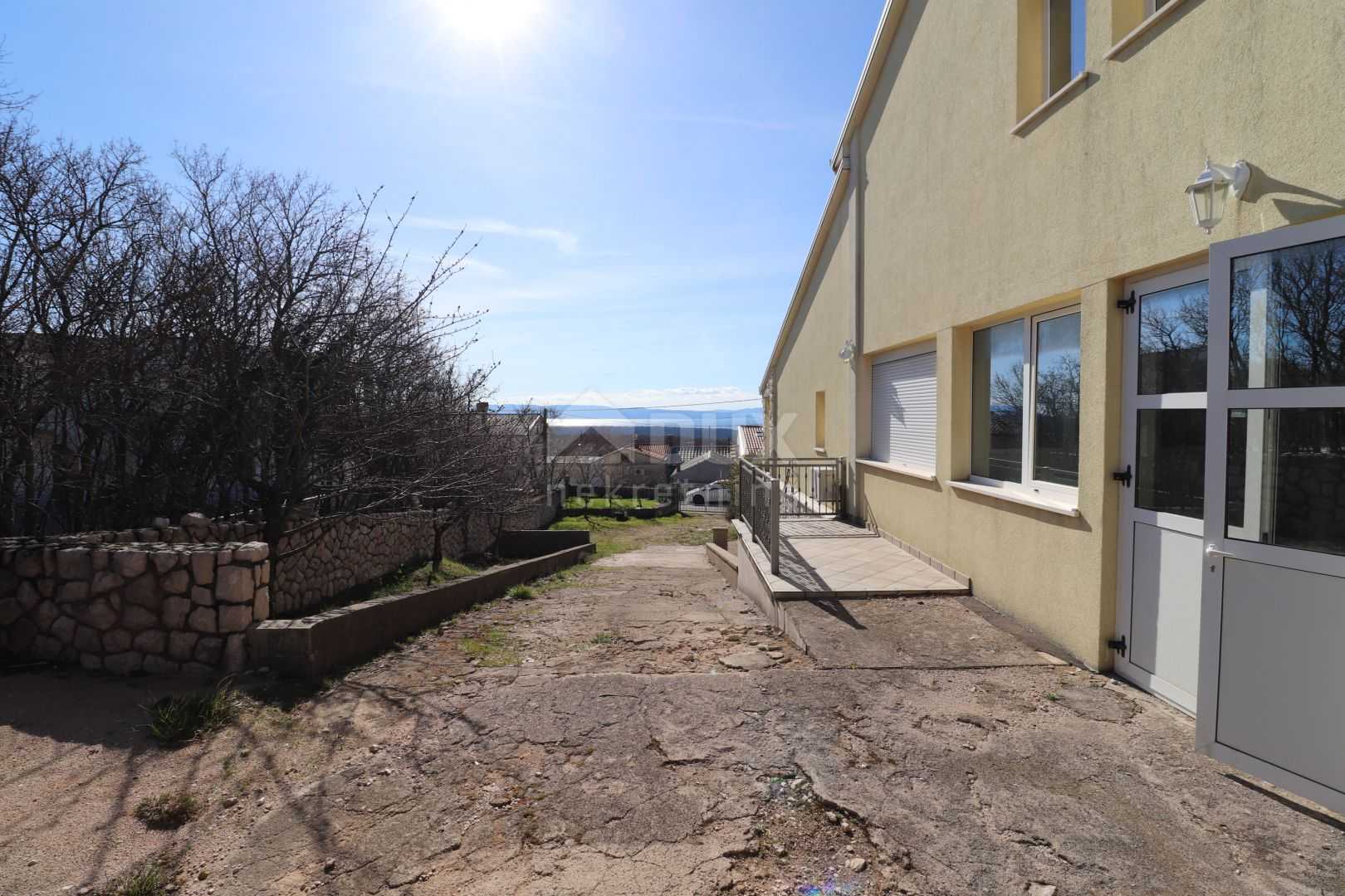بيت في Šmrika, Primorje-Gorski Kotar County 12594870