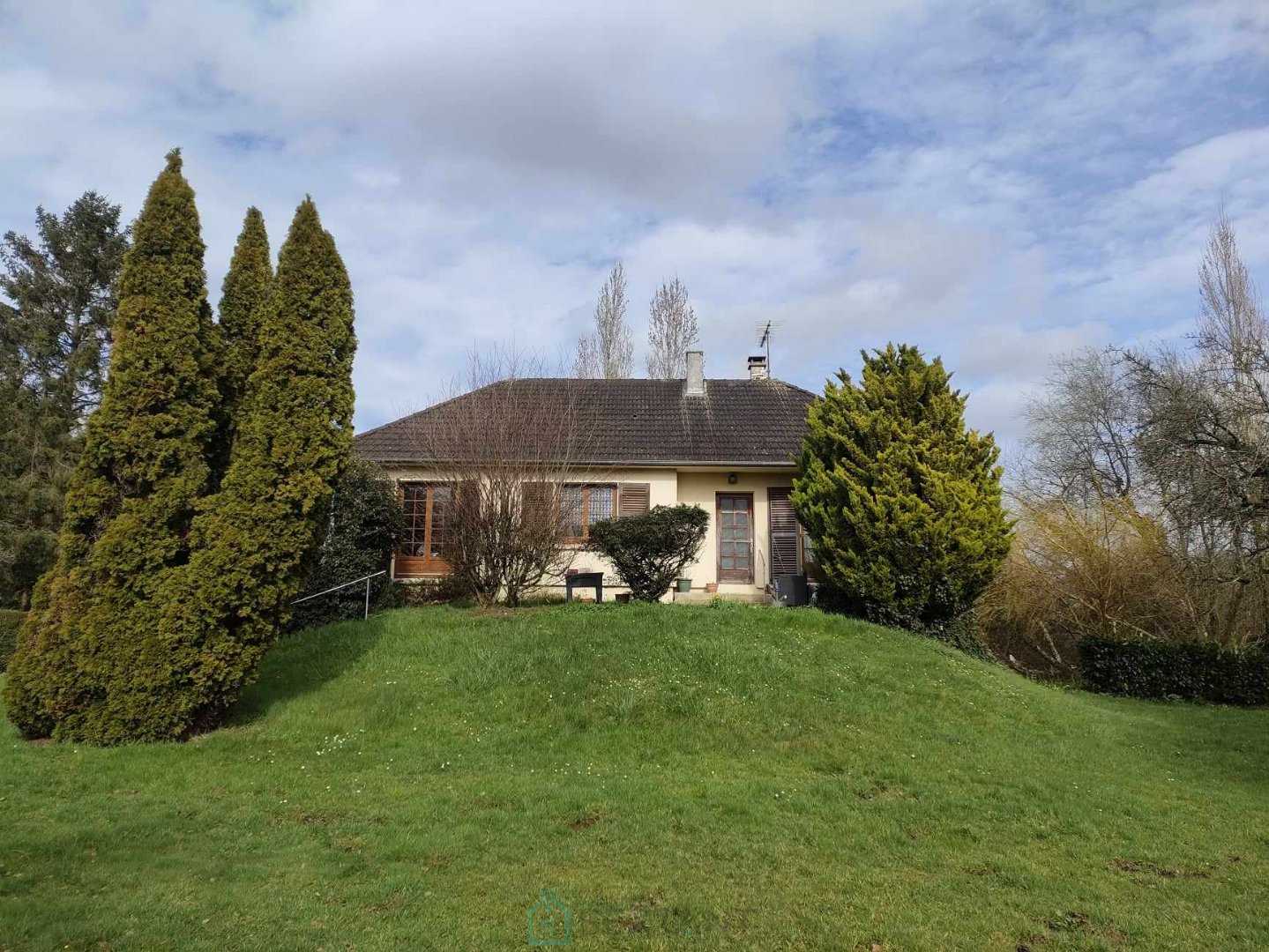 House in Lisieux, Normandie 12595116
