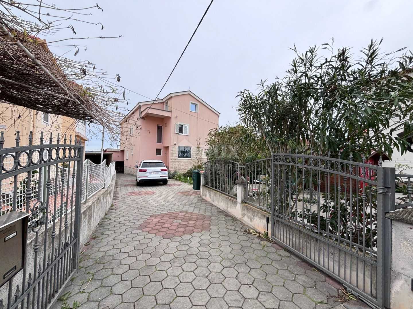 Dom w Arbanasi, Zadarska Zupanija 12595483