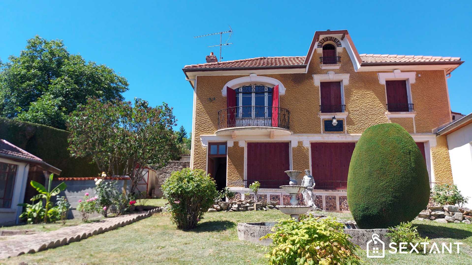 Huis in Saint-Remy-sur-Durolle, Auvergne-Rhône-Alpes 12595912