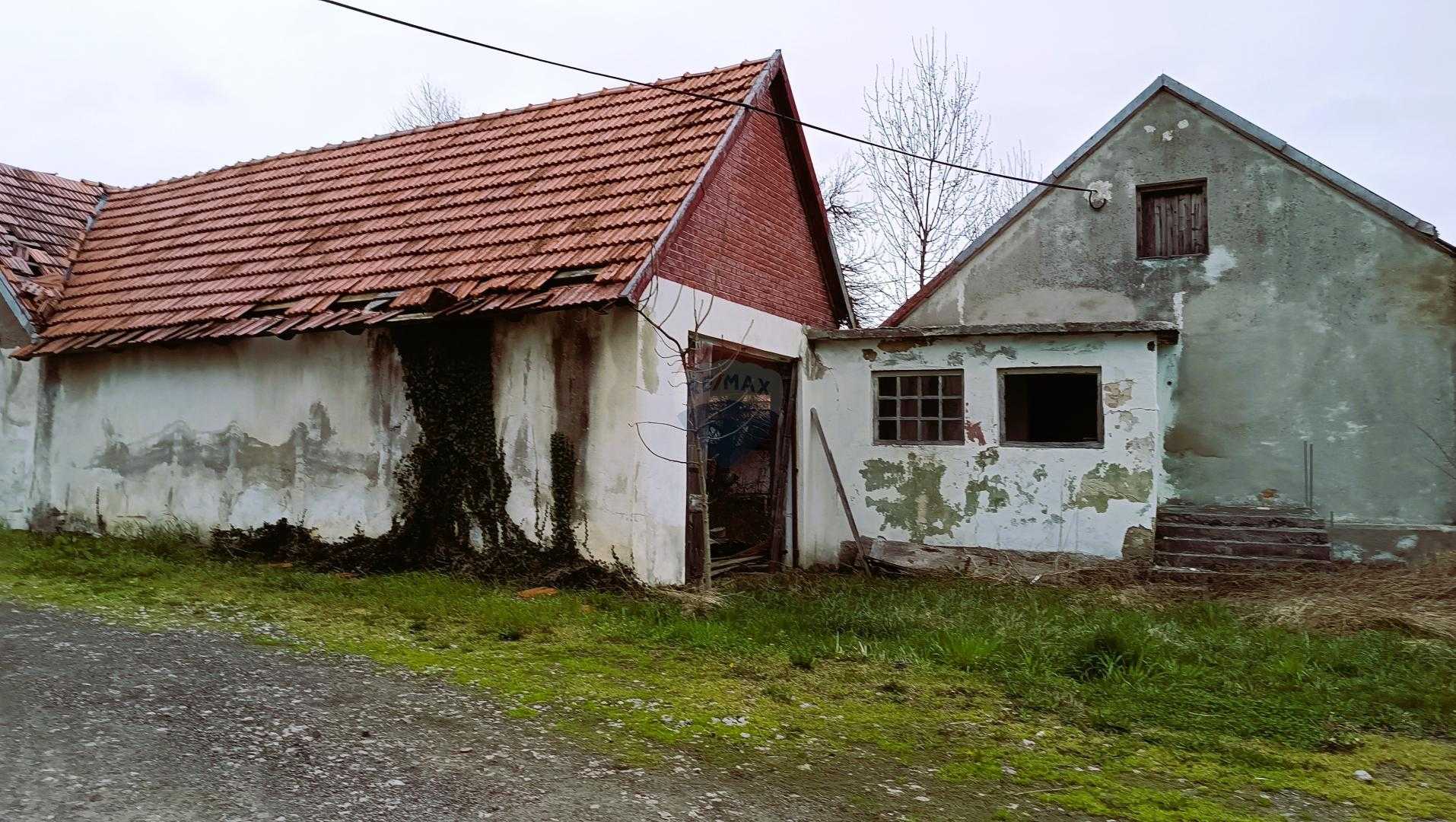 房子 在 布拉塔, 卡洛瓦卡·祖帕尼婭 12603516