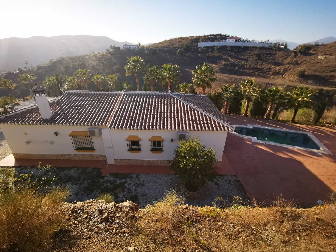Rumah di Canillas de Aceituno, Andalusia 12603911
