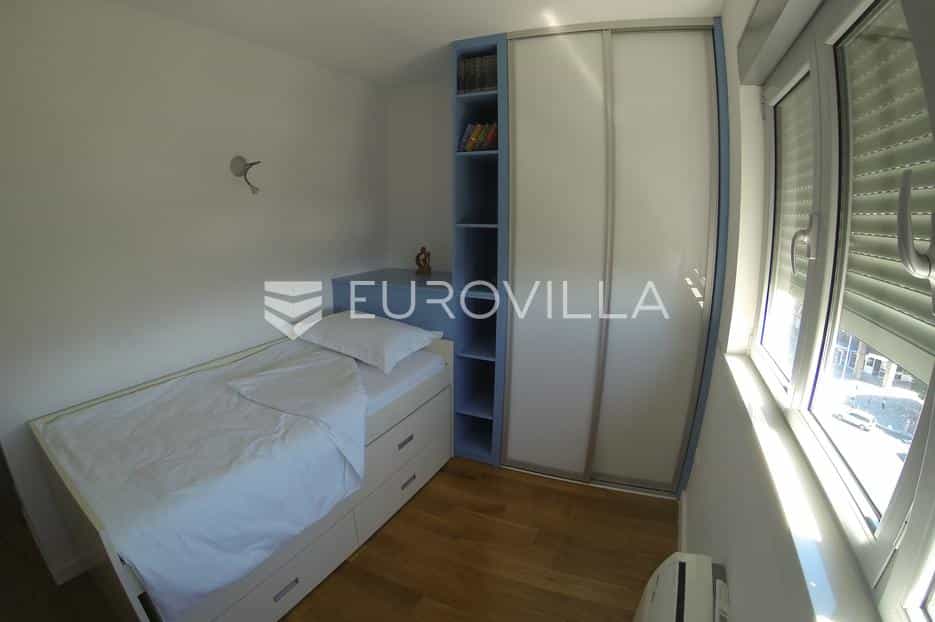 Condominium in , Split-Dalmatia County 12604674