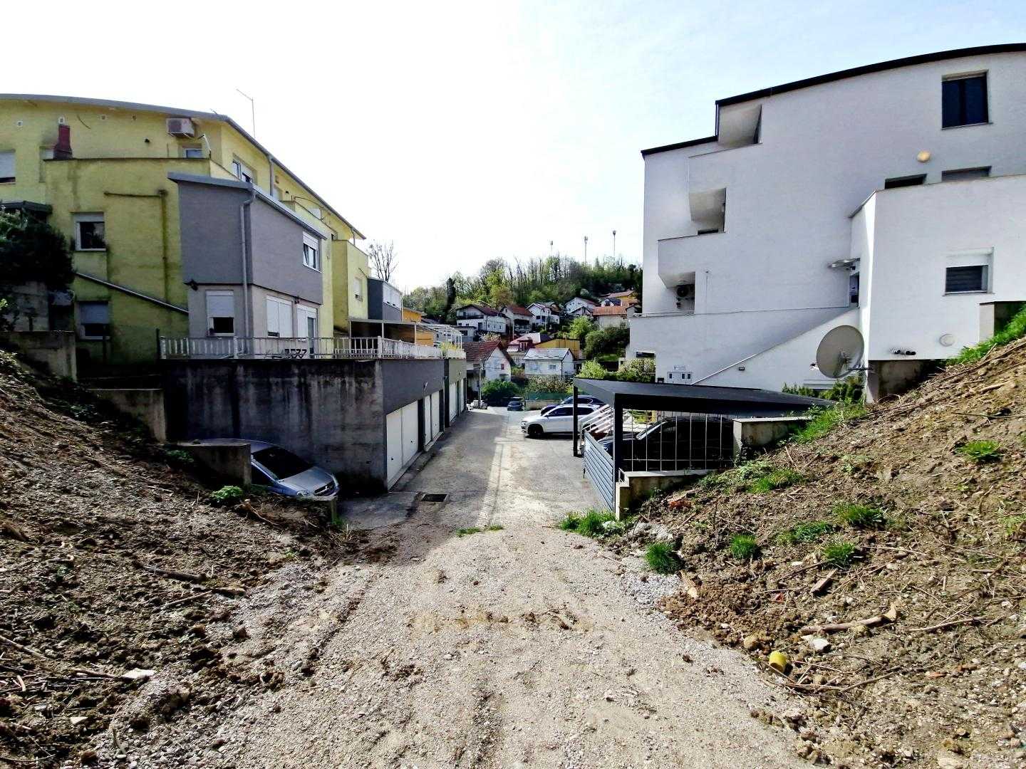 Γη σε Vrapce, Zagreb, Grad 12605854