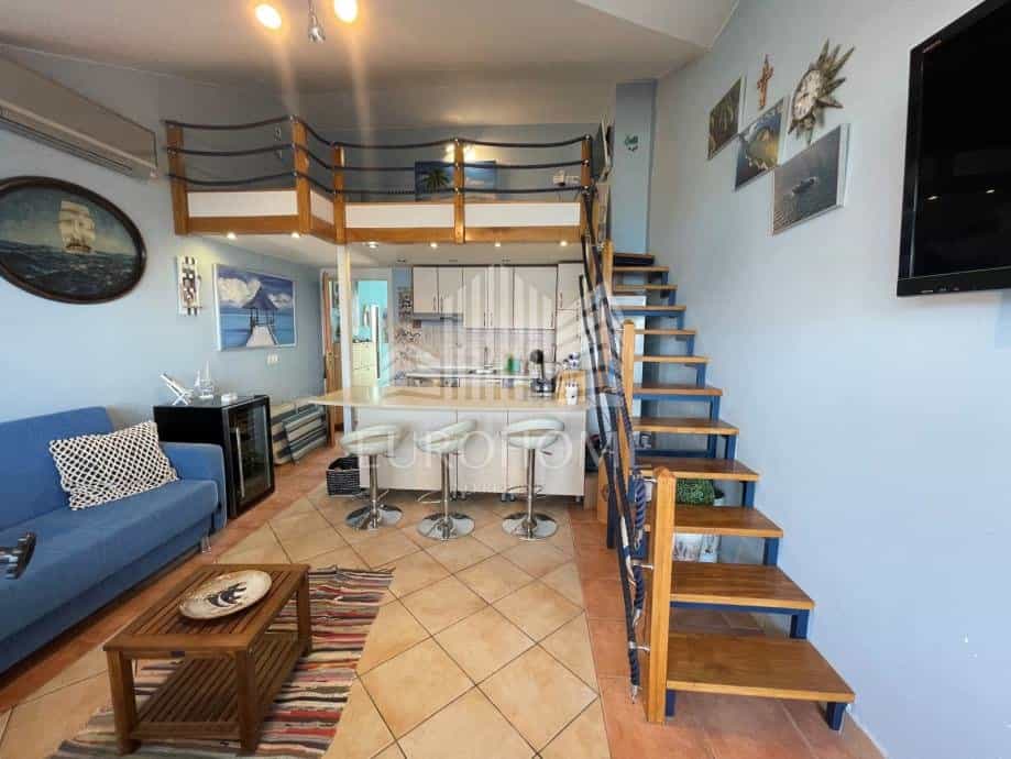 公寓 在 Turanj, Zadarska županija 12606641