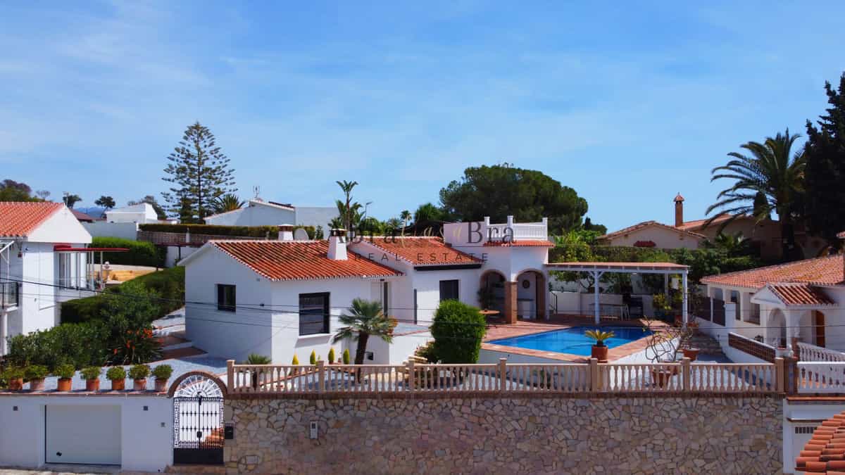 Rumah di La Caleta, Andalusia 12607023