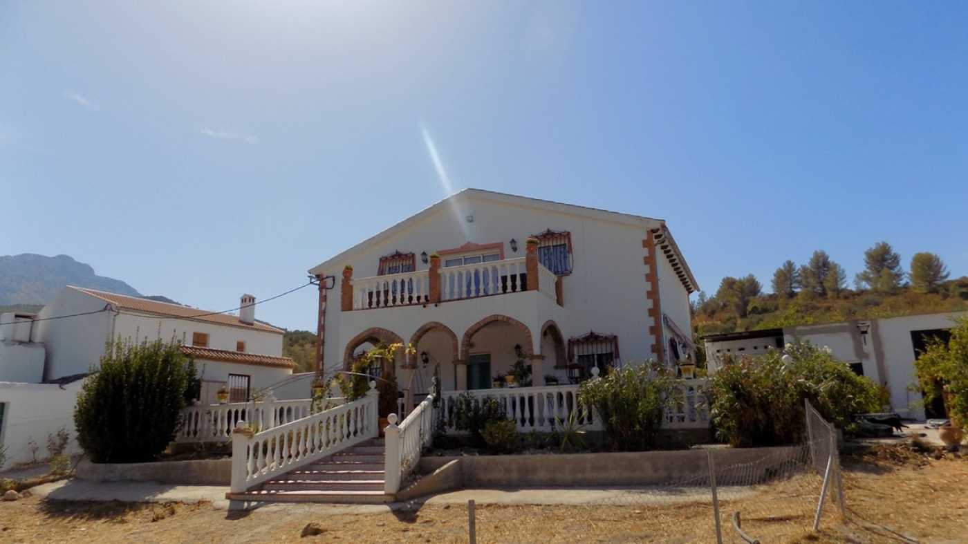 House in El Burgo, Andalusia 12607094