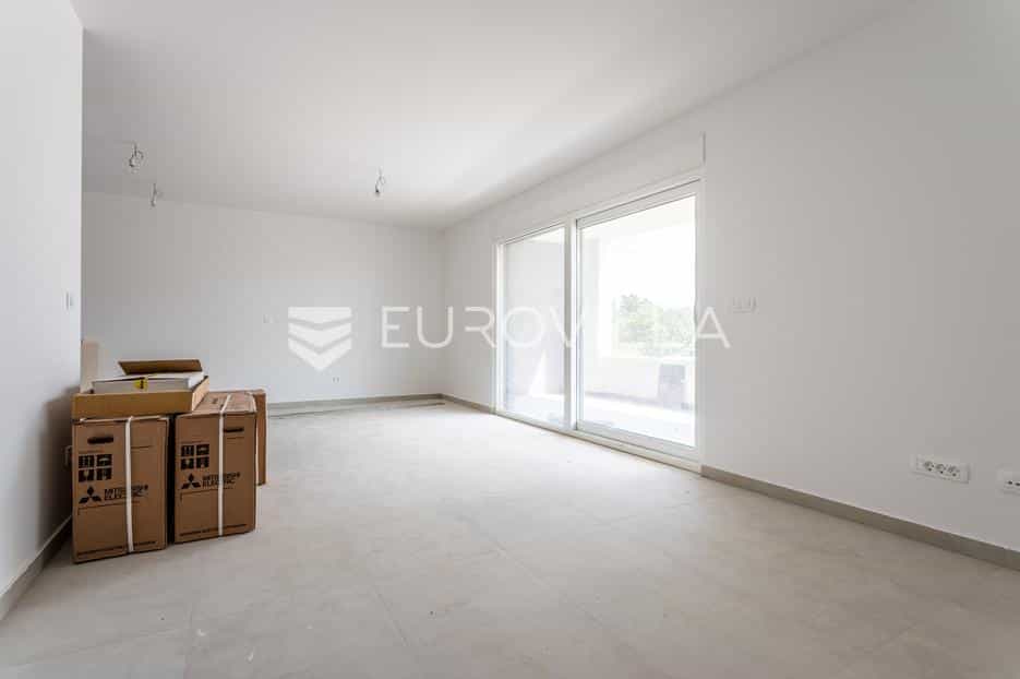 Condominium in , Split-Dalmatia County 12607169