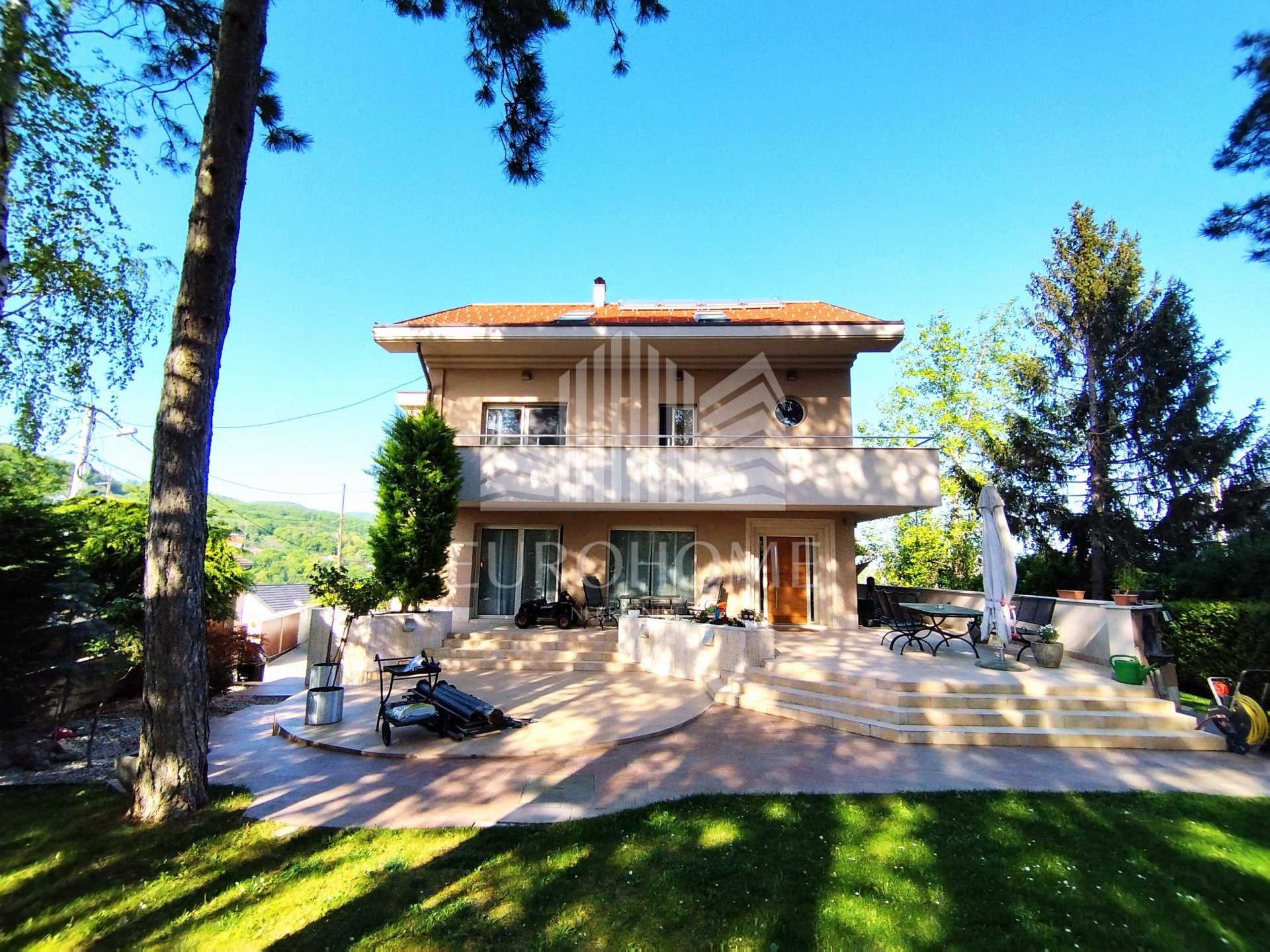 Casa nel Gracani, Zagabria, Laurea 12607543
