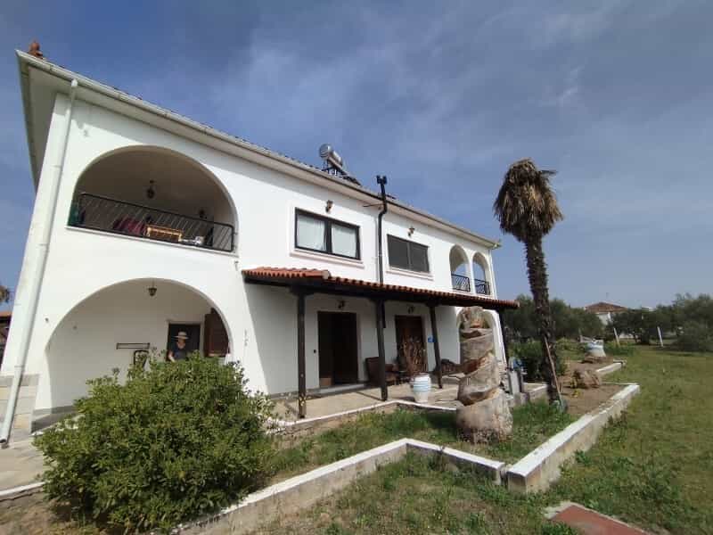 rumah dalam Nea Kerasia, Kentriki Makedonia 12608603