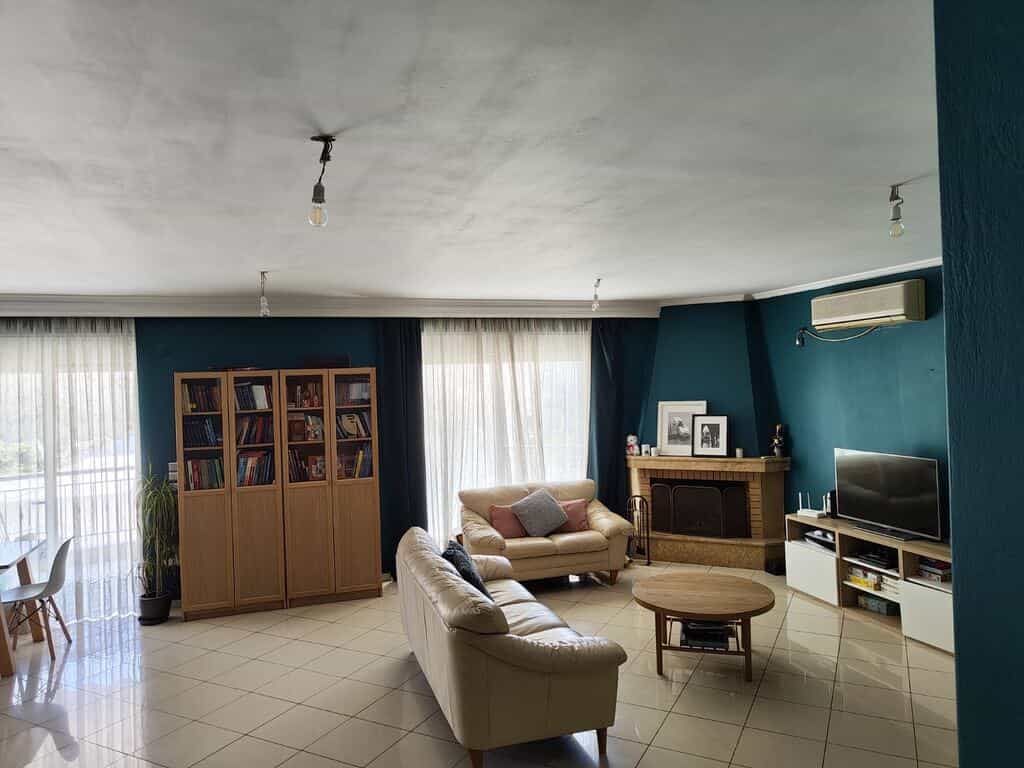 Квартира в Peristeri,  12608611