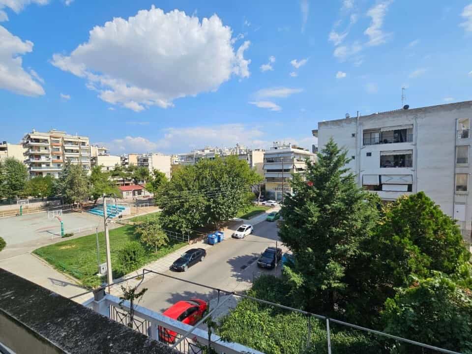 公寓 在 埃沃莫斯, 肯特里基马其顿 12608617