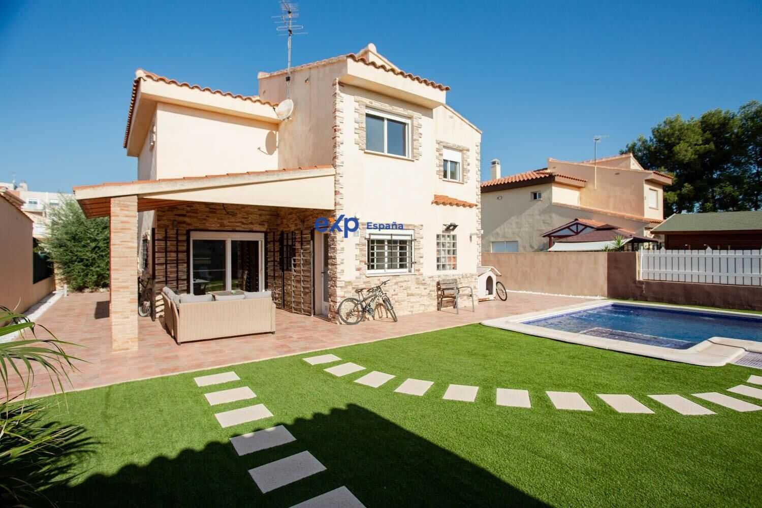 Rumah di Riba-roja de Túria, Comunidad Valenciana 12608944