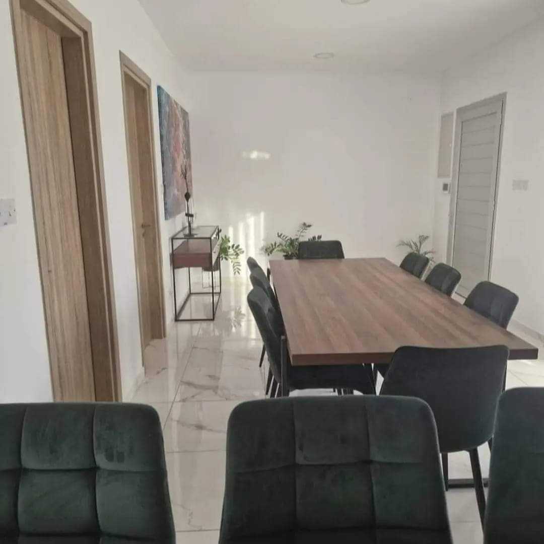 公寓 在 Agia Varvara, Nicosia 12609100
