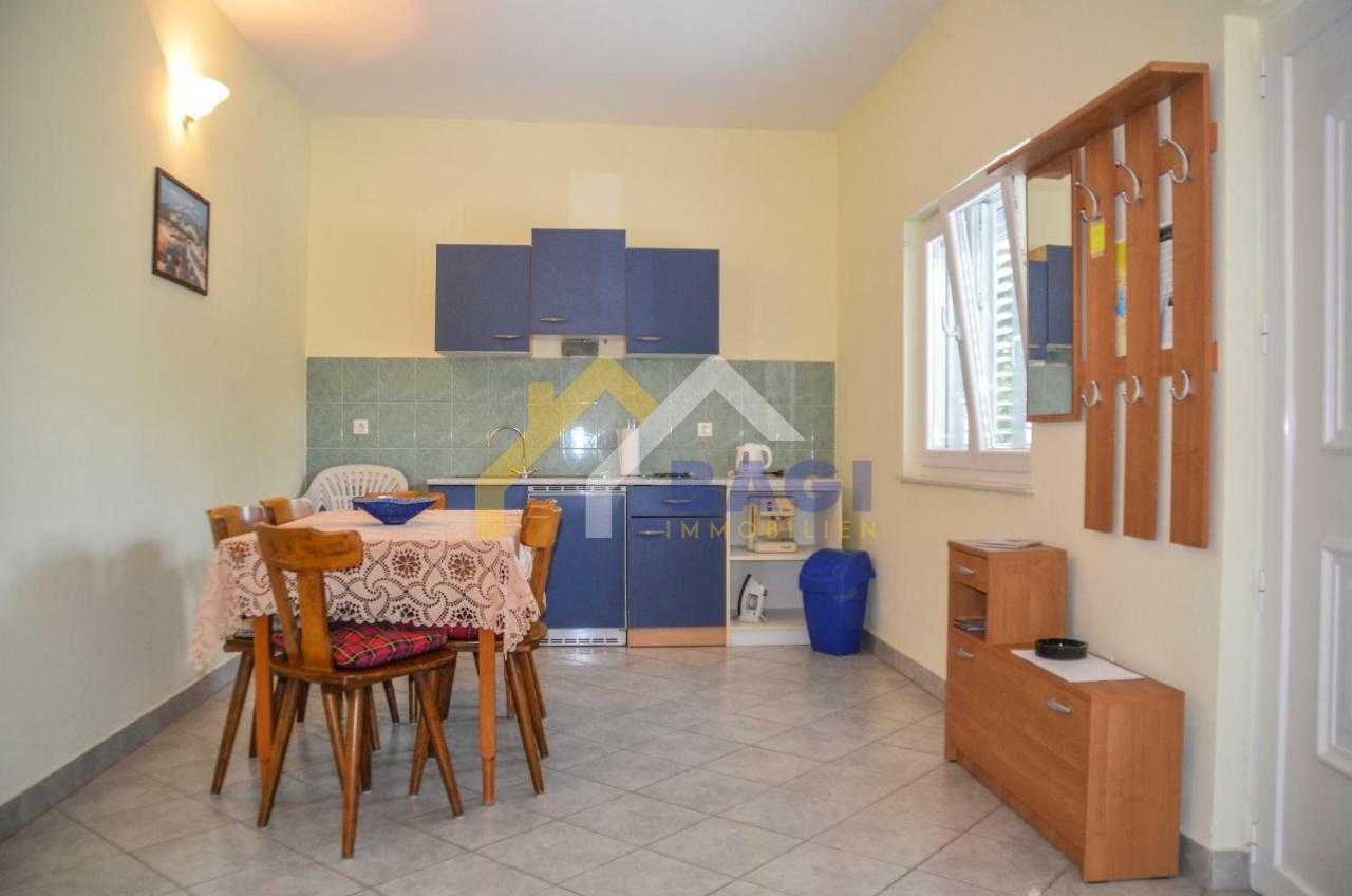 жилой дом в Rogotin, Dubrovnik-Neretva County 12609635