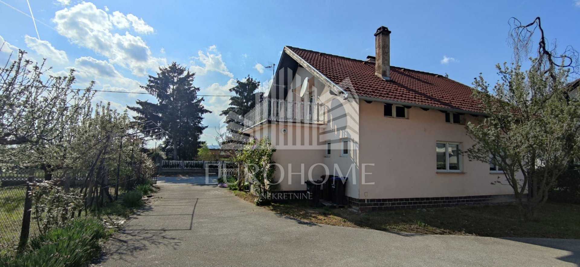 Casa nel Belovar, Zagabria, Laurea 12609973