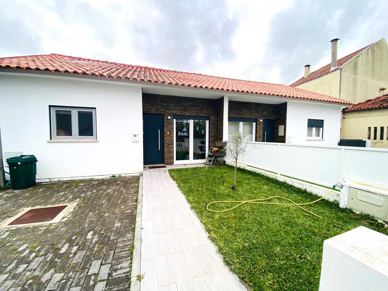 House in Leiria, Leiria 12610053