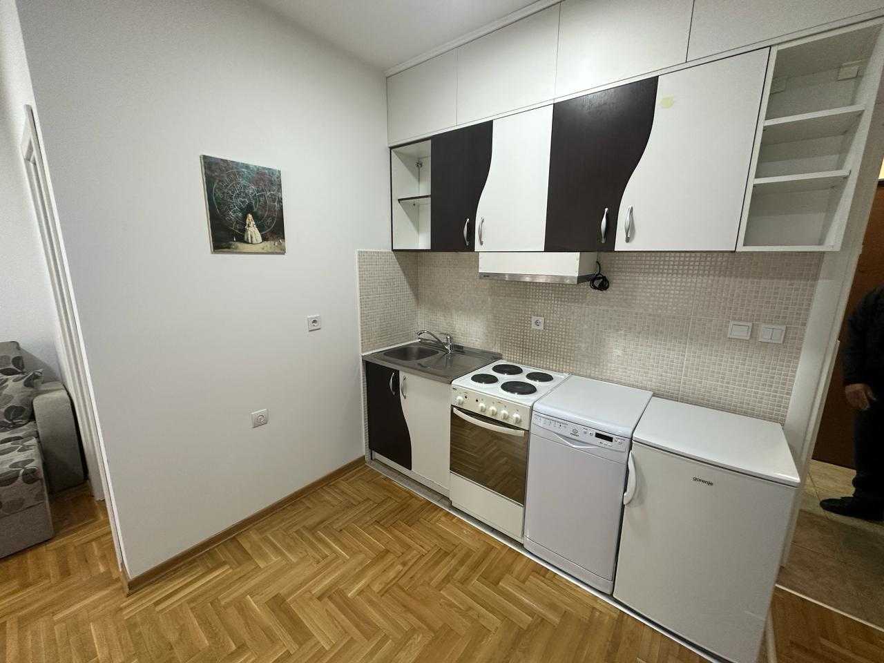 Condominium in Budva, Budva 12610056