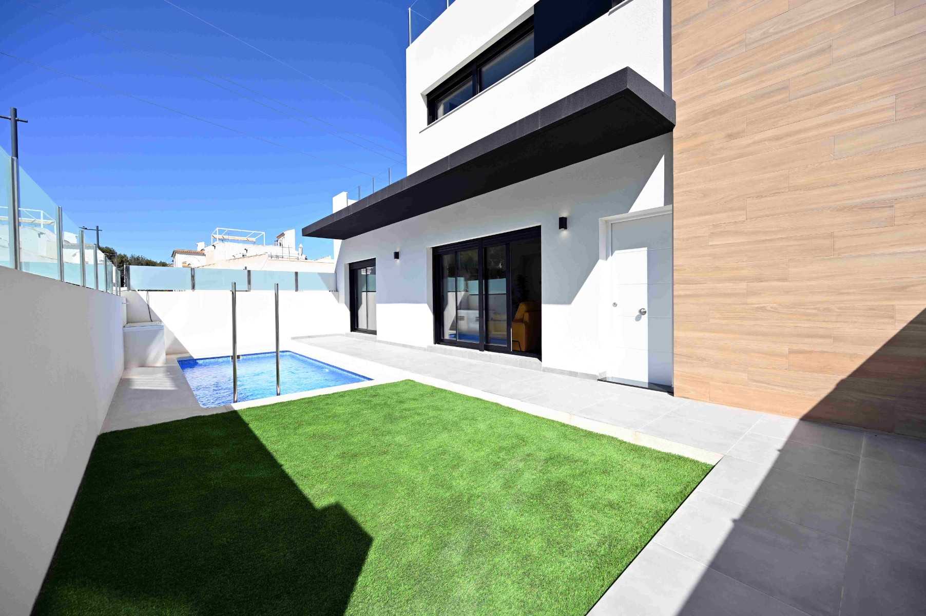 House in Villamartin, Andalusia 12610097