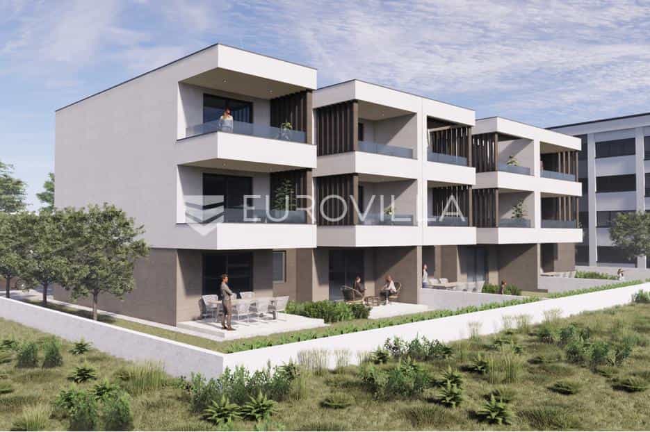 Condominium in Valdebek, Istarska Zupanija 12610215