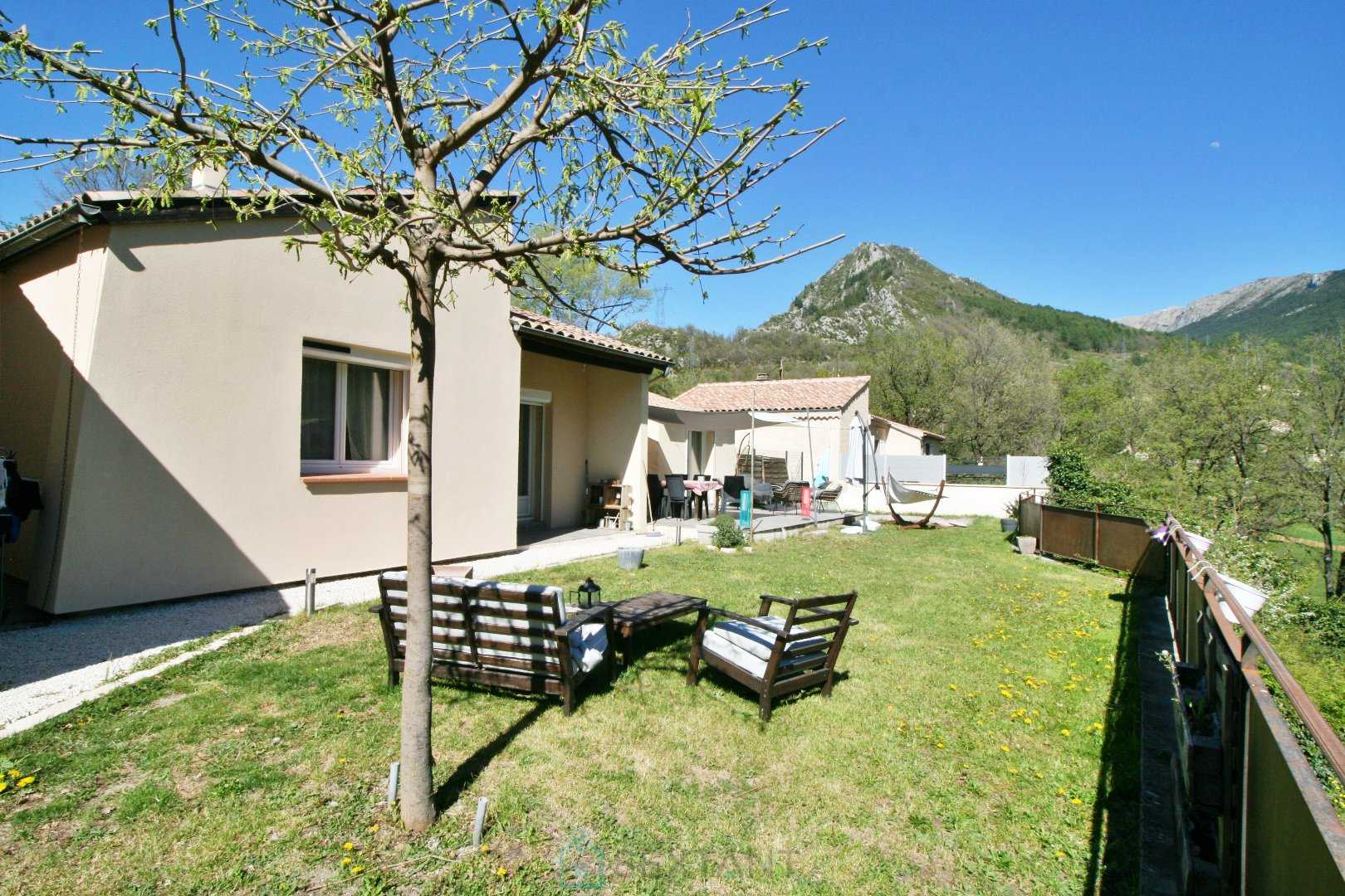 casa no Castellane, Provença-Alpes-Costa Azul 12610585
