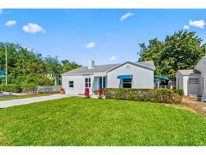 Rumah di Lake Worth, Florida 12611355