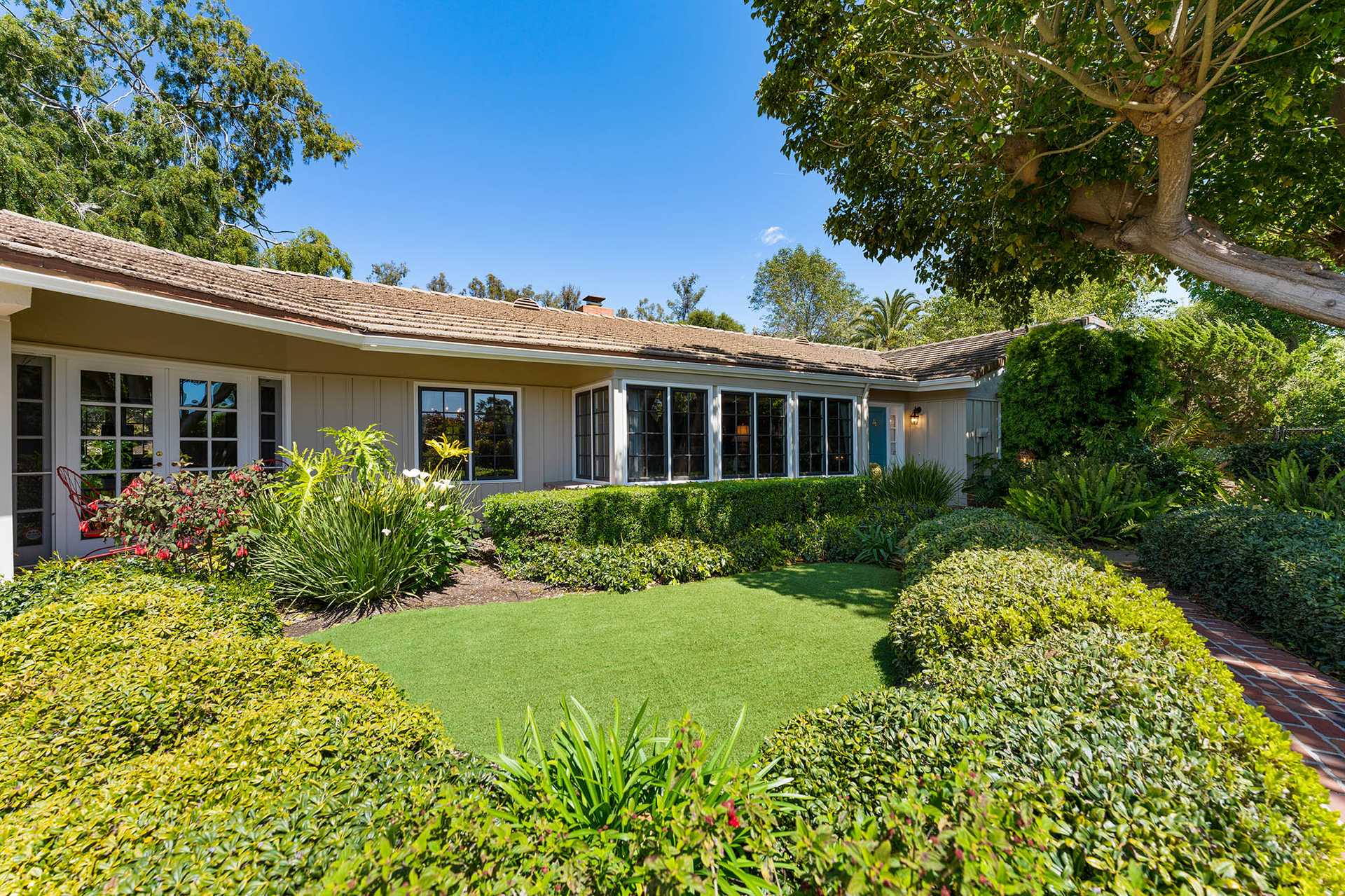 House in Santa Barbara, 840 Woodland Drive 12611937